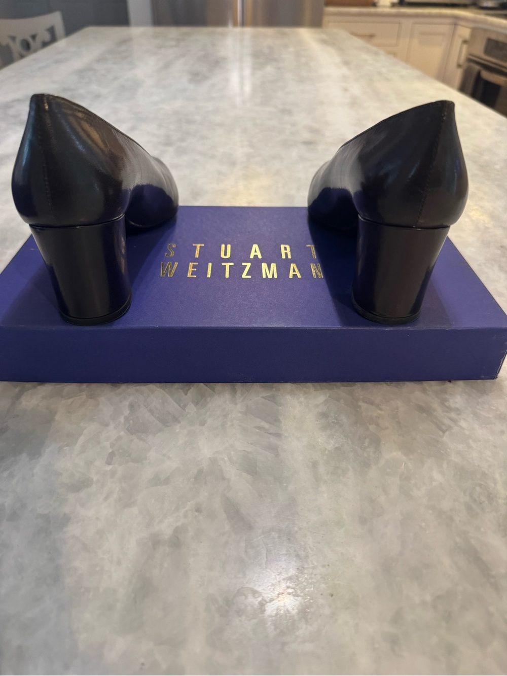 Stuart Weitzman Brown Corniche Cola Kid Pointed Toe Leather Pumps -Sleek Classic - Picture 3 of 11